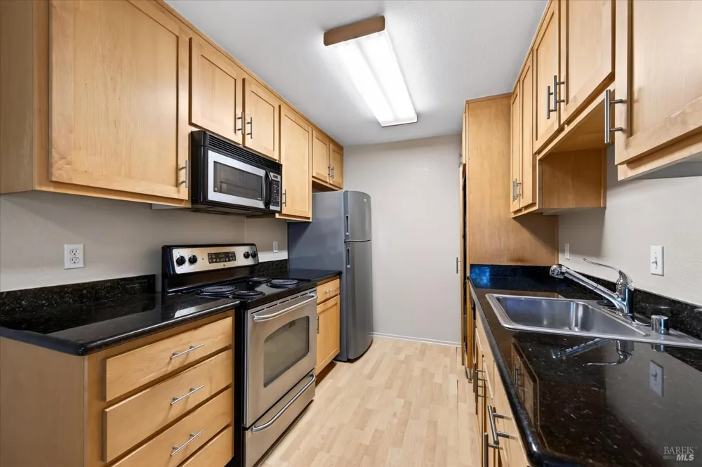 900 Cambridge Drive ##30 Benicia, CA 94510