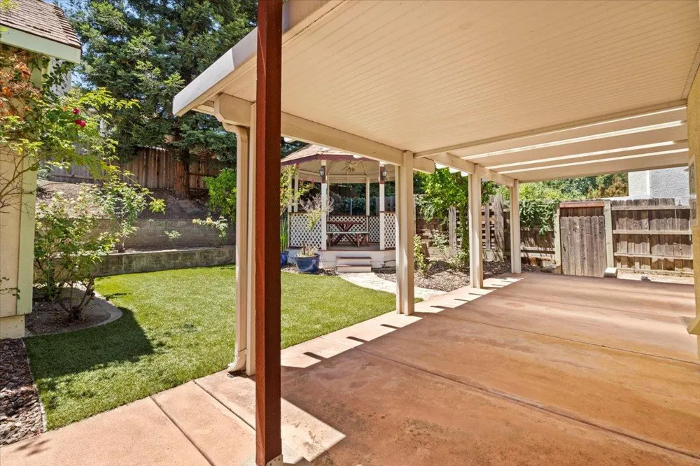 1642 Poppy Circle Rocklin, CA 95765