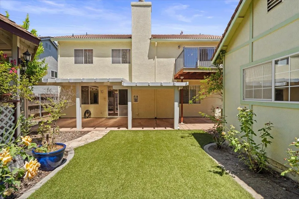 1642 Poppy Circle Rocklin, CA 95765