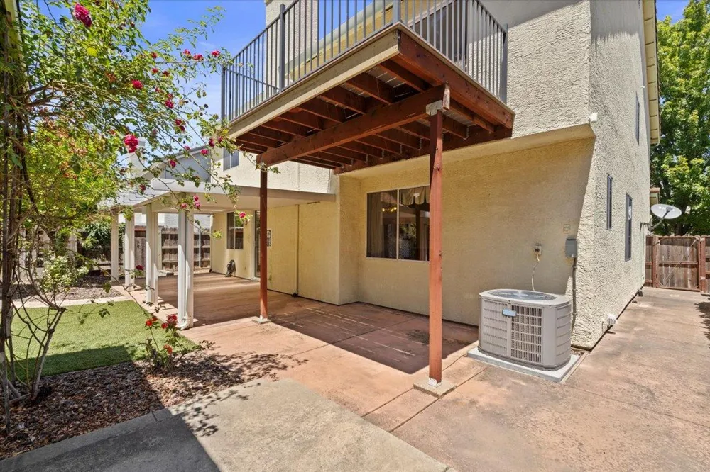 1642 Poppy Circle Rocklin, CA 95765