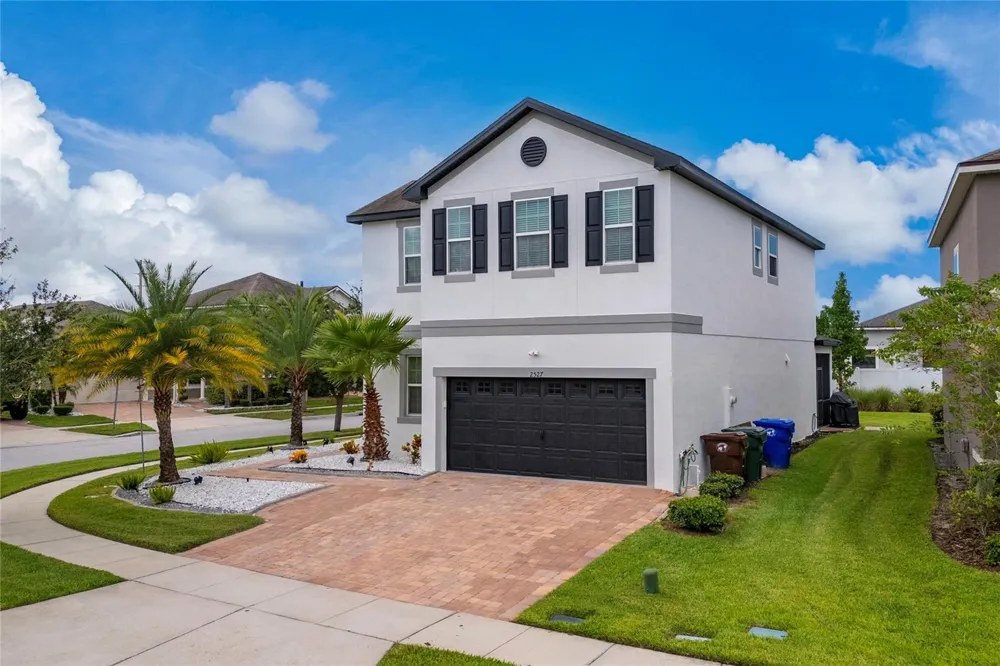 2527 NOUVEAU WAY Kissimmee, FL 34741