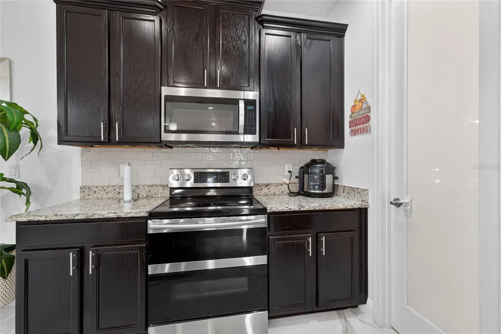 2527 NOUVEAU WAY Kissimmee, FL 34741
