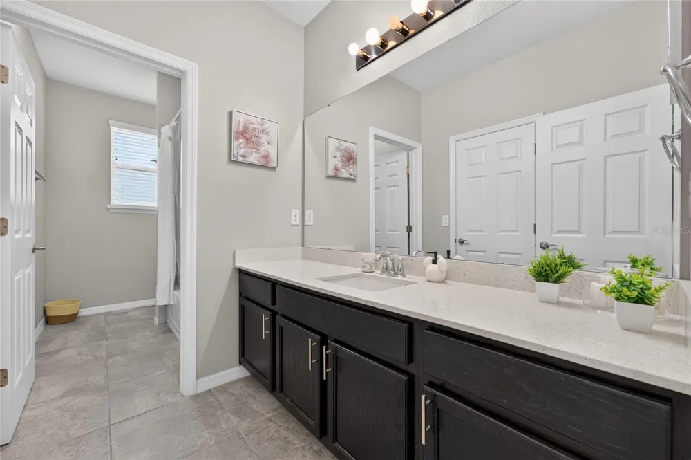 2527 NOUVEAU WAY Kissimmee, FL 34741