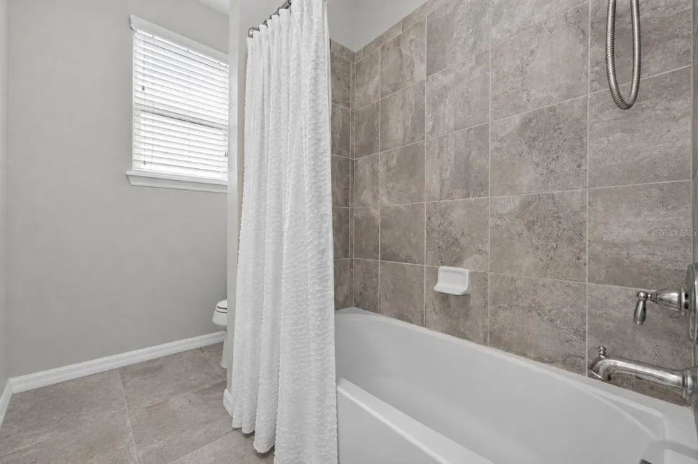 2527 NOUVEAU WAY Kissimmee, FL 34741
