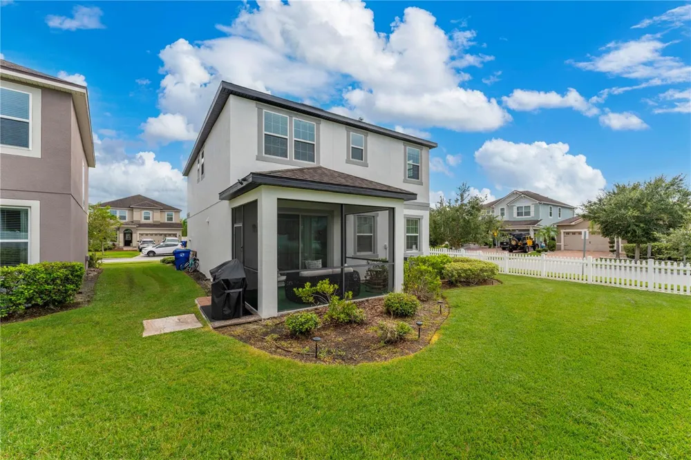 2527 NOUVEAU WAY Kissimmee, FL 34741