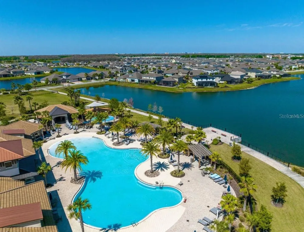 2527 NOUVEAU WAY Kissimmee, FL 34741
