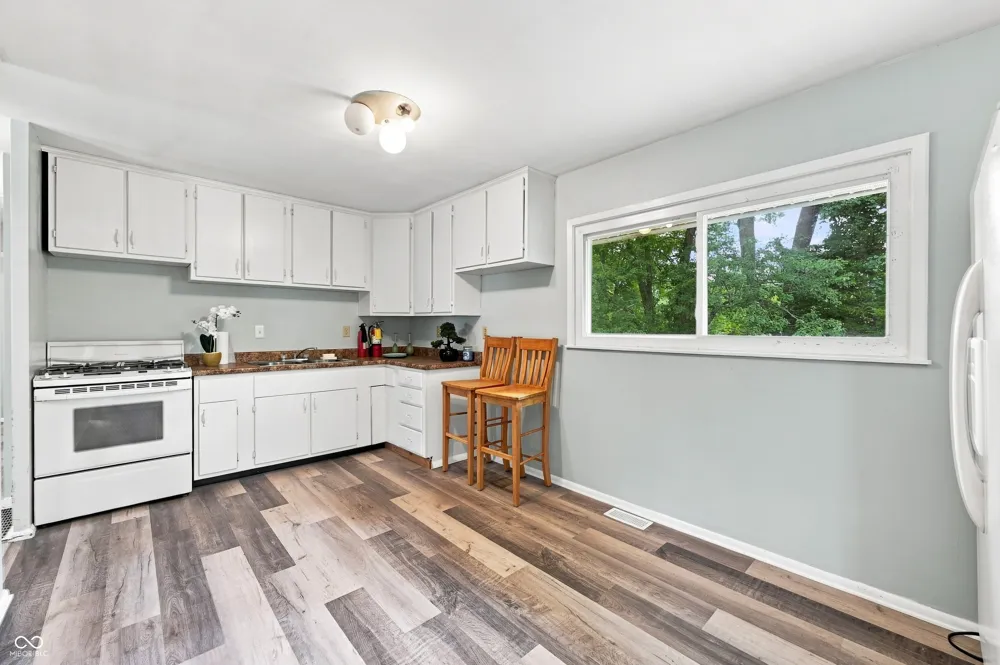 3402 Windcrest Drive Bloomington, IN 47404