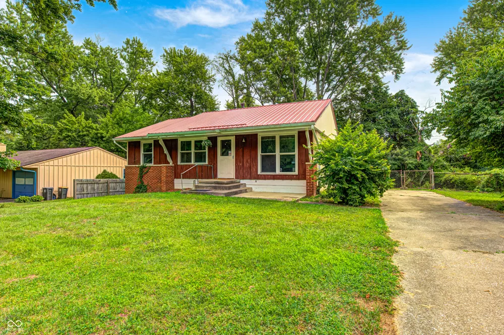 3402 Windcrest Drive Bloomington, IN 47404