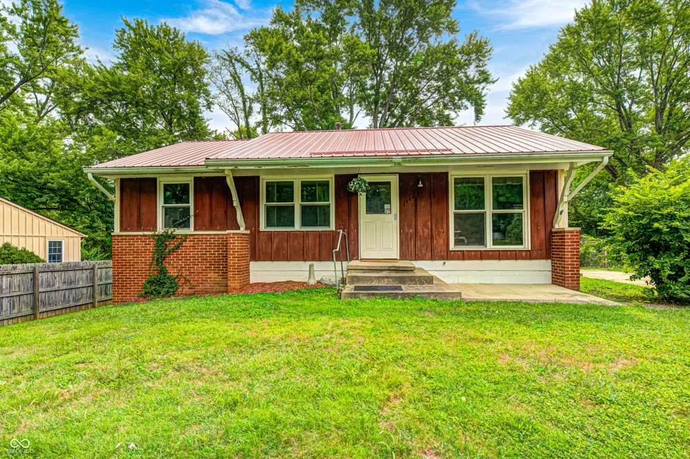 3402 Windcrest Drive Bloomington, IN 47404