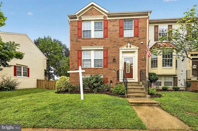 6221 BELLA DRIVE Centreville, VA 20121