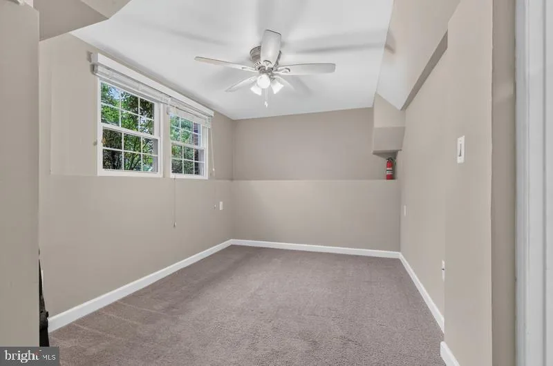 6221 BELLA DRIVE Centreville, VA 20121