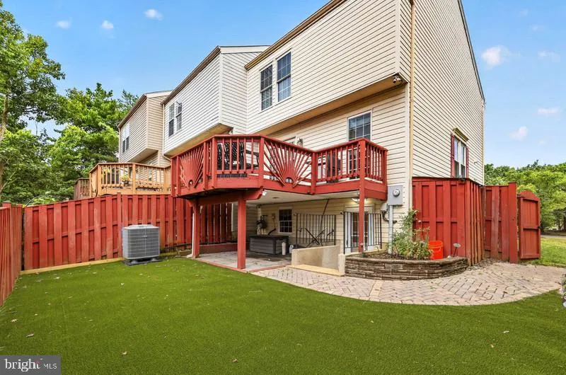 6221 BELLA DRIVE Centreville, VA 20121