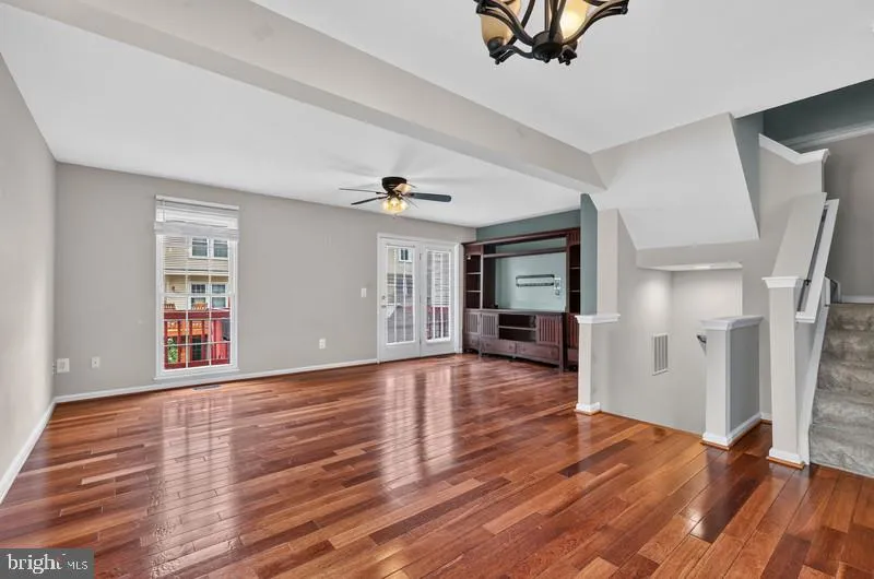 6221 BELLA DRIVE Centreville, VA 20121