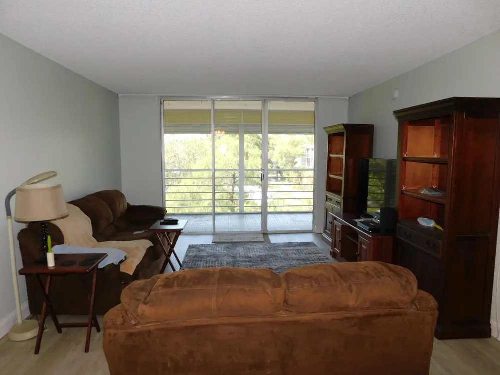 4851 NW 26TH COURT #443 Lauderdale Lakes, FL 33313