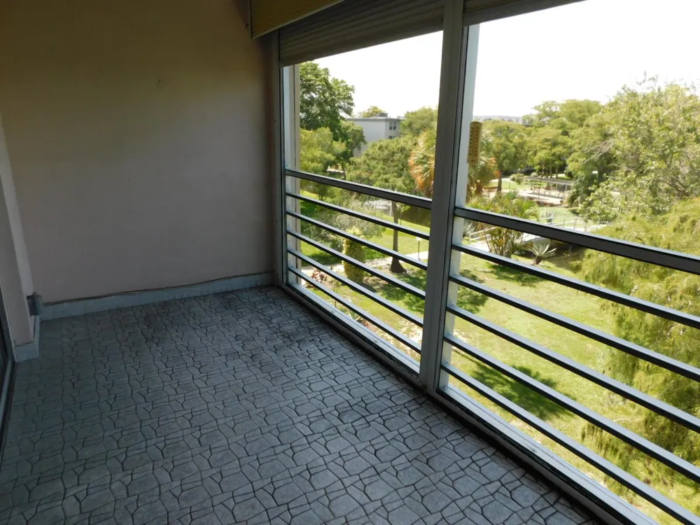 4851 NW 26TH COURT #443 Lauderdale Lakes, FL 33313