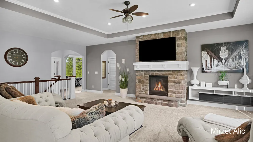 5220 Canyon River Drive NE Cannon Township, MI 49301