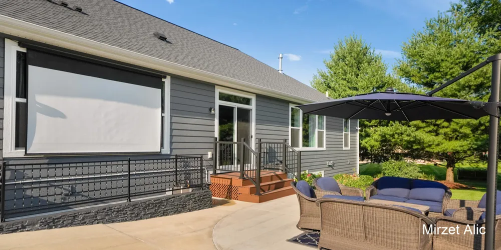 5220 Canyon River Drive NE Cannon Township, MI 49301