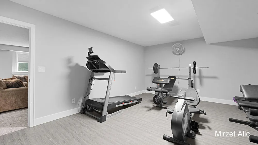 5220 Canyon River Drive NE Cannon Township, MI 49301