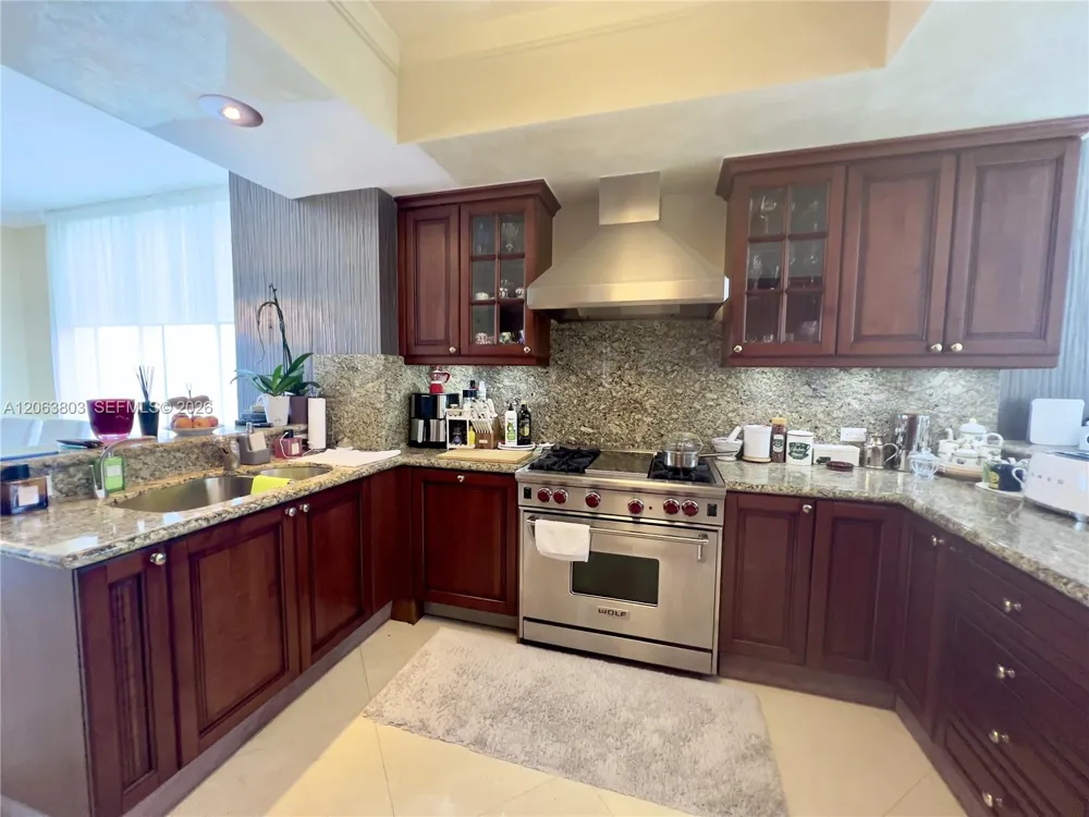 17875 Collins Ave #3206 Sunny Isles Beach, FL 33160