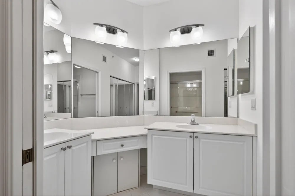 7775 Yardley Drive #314 Tamarac, FL 33321