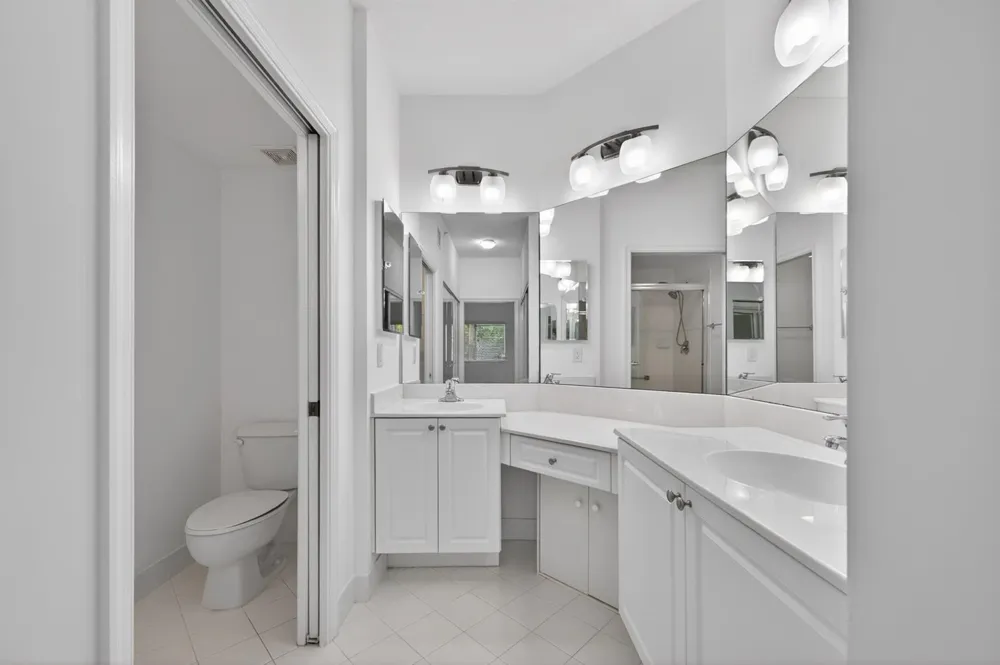 7775 Yardley Drive #314 Tamarac, FL 33321