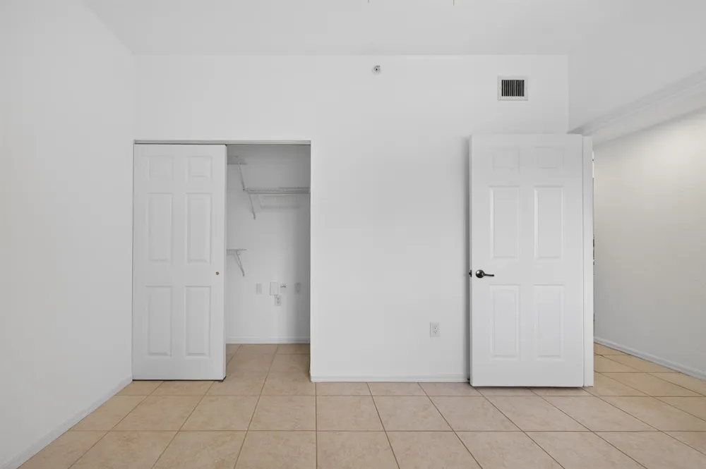 7775 Yardley Drive #314 Tamarac, FL 33321
