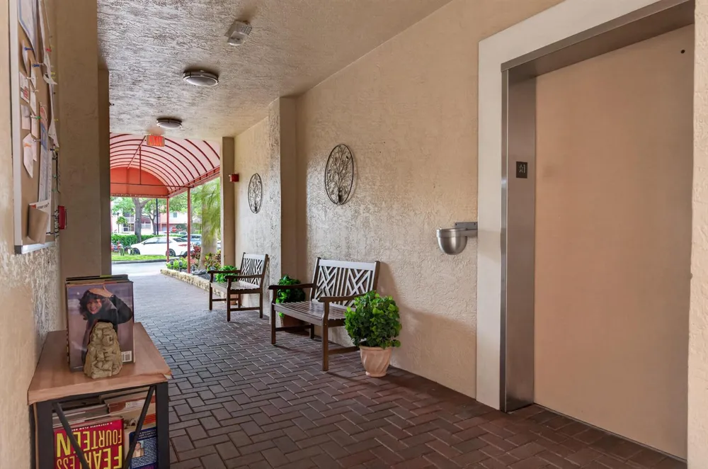 7775 Yardley Drive #314 Tamarac, FL 33321