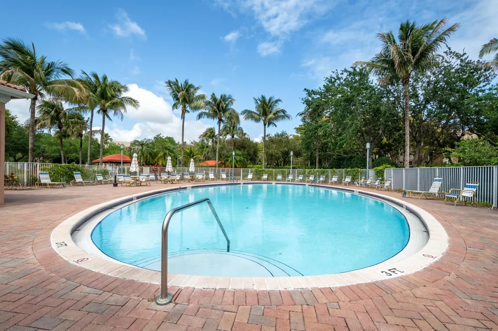 7775 Yardley Drive #314 Tamarac, FL 33321