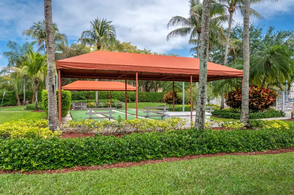 7775 Yardley Drive #314 Tamarac, FL 33321