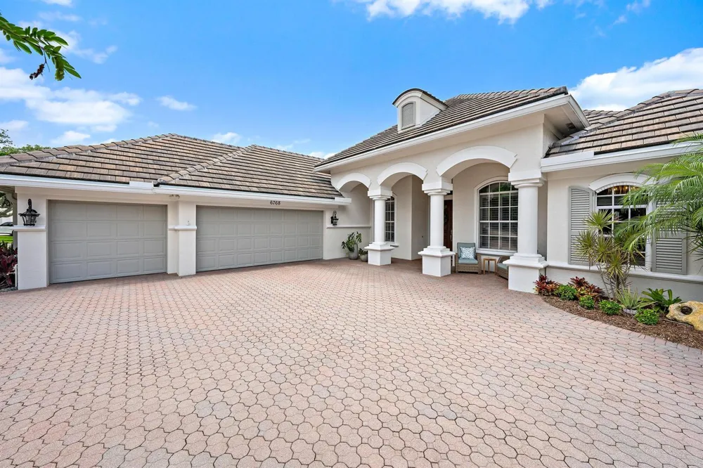 6768 Cypress Cove Circle Jupiter, FL 33458