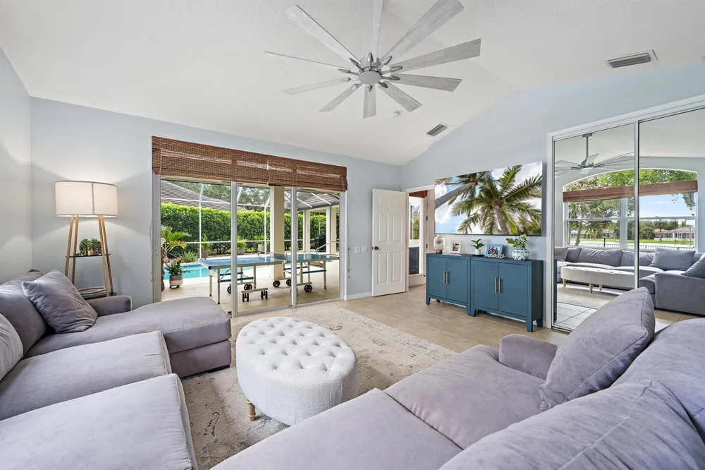 6768 Cypress Cove Circle Jupiter, FL 33458