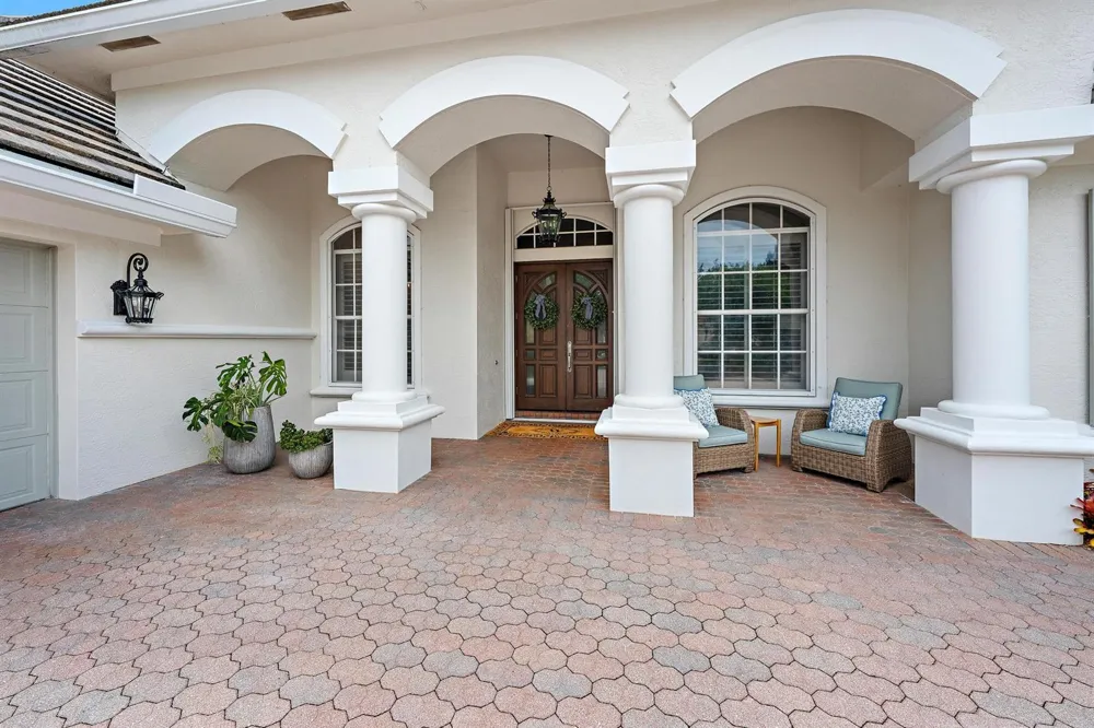 6768 Cypress Cove Circle Jupiter, FL 33458
