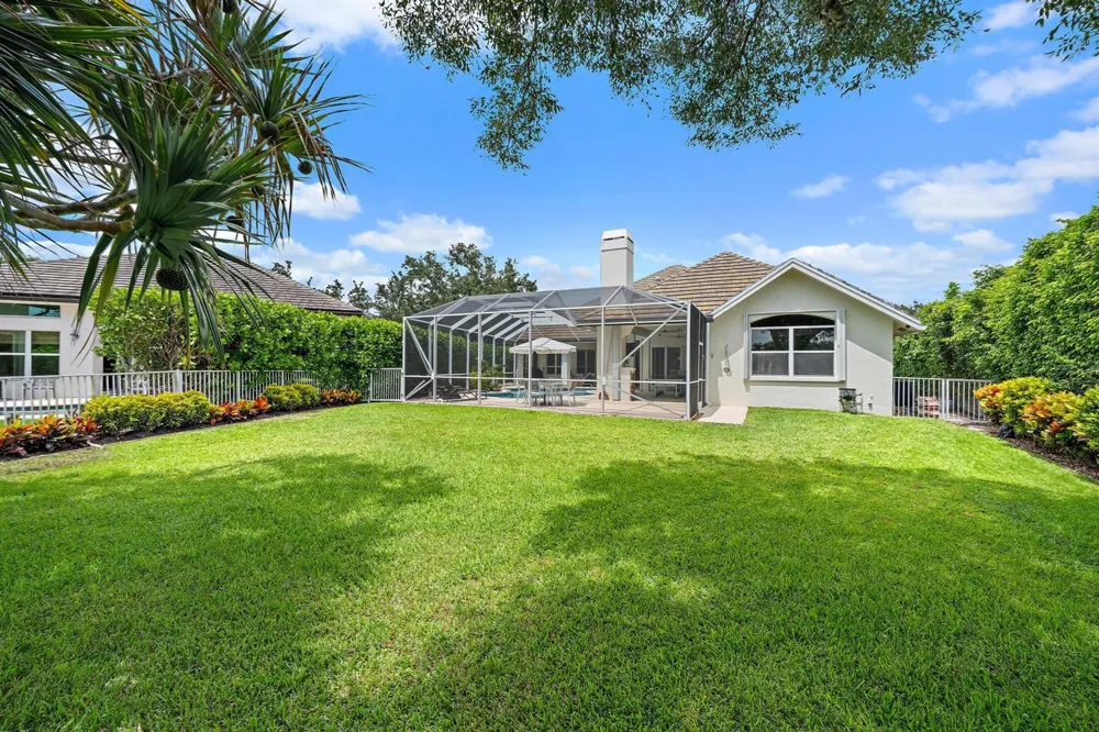 6768 Cypress Cove Circle Jupiter, FL 33458