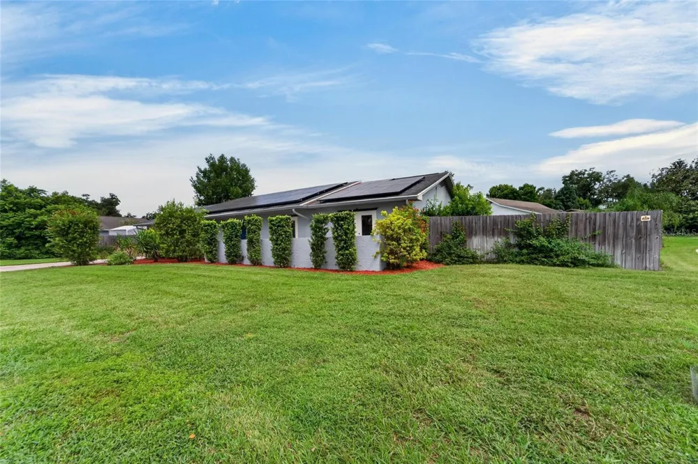 1120 LAKEMONT DRIVE Valrico, FL 33594