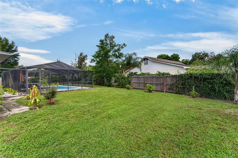 1120 LAKEMONT DRIVE Valrico, FL 33594
