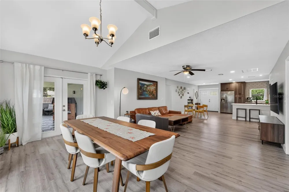 1120 LAKEMONT DRIVE Valrico, FL 33594