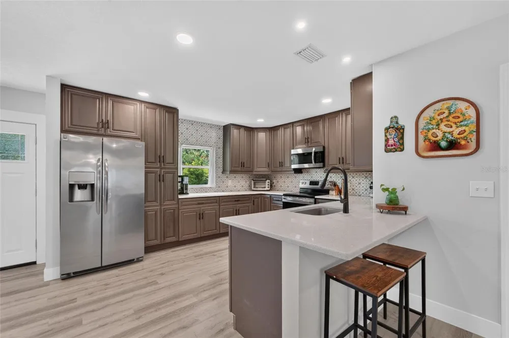 1120 LAKEMONT DRIVE Valrico, FL 33594