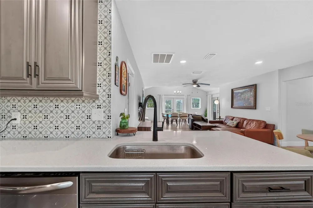 1120 LAKEMONT DRIVE Valrico, FL 33594