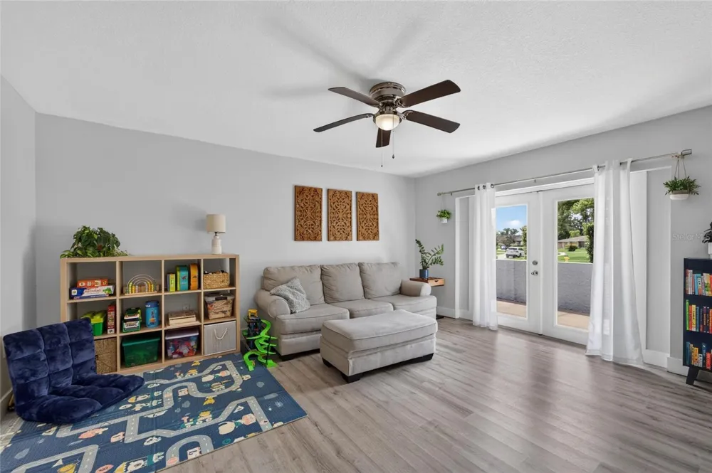 1120 LAKEMONT DRIVE Valrico, FL 33594