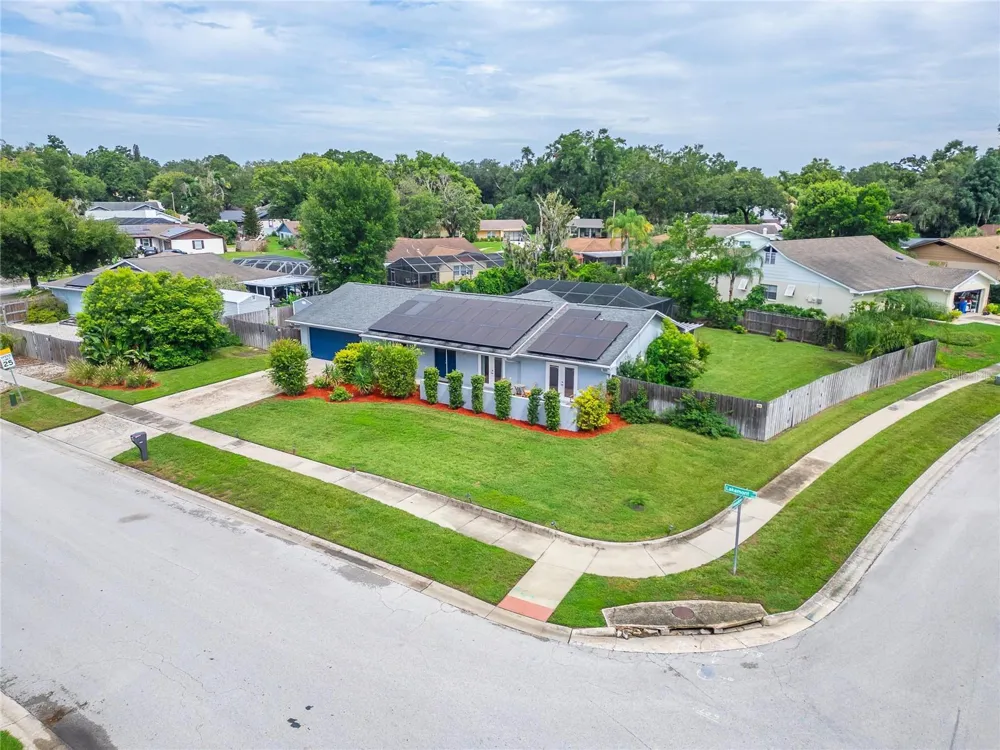 1120 LAKEMONT DRIVE Valrico, FL 33594