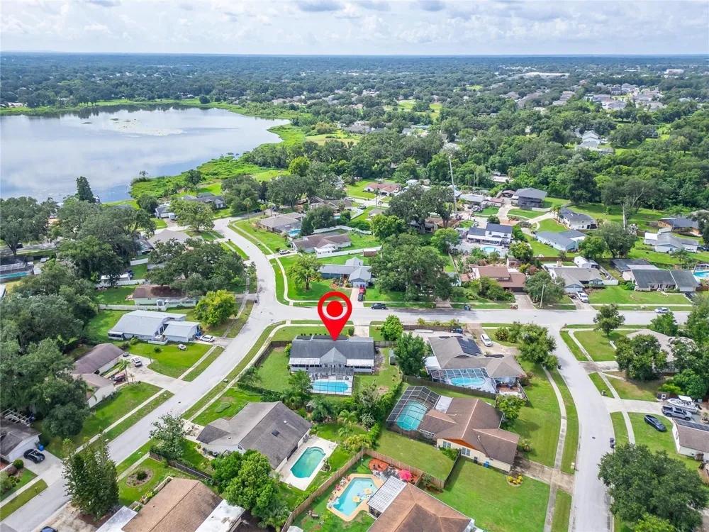 1120 LAKEMONT DRIVE Valrico, FL 33594
