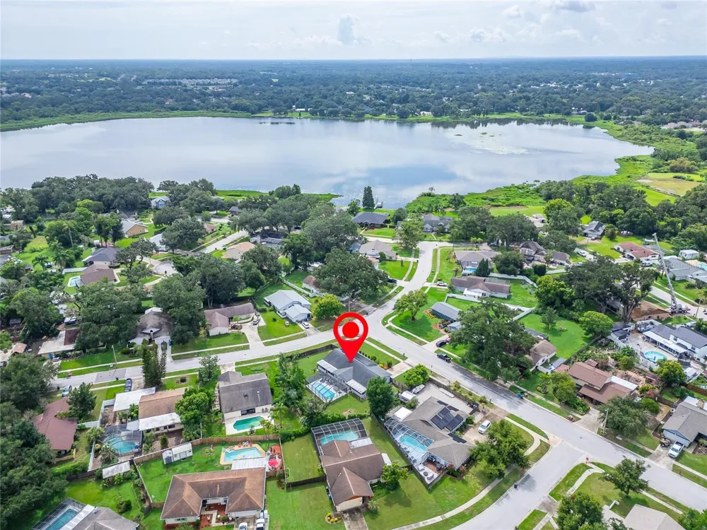 1120 LAKEMONT DRIVE Valrico, FL 33594
