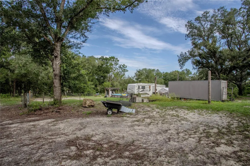 1776 ANDERSON LANE Lady Lake, FL 32159