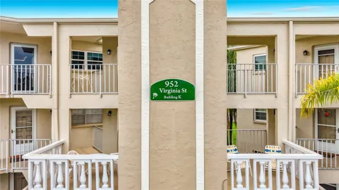 952 VIRGINIA STREET #207