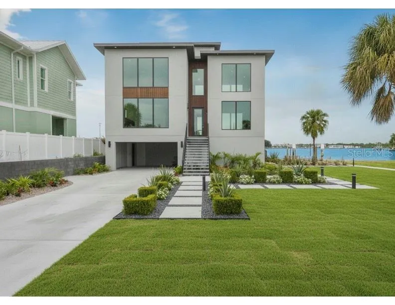 14217 E PARSLEY DRIVE St Petersburg, FL 33708