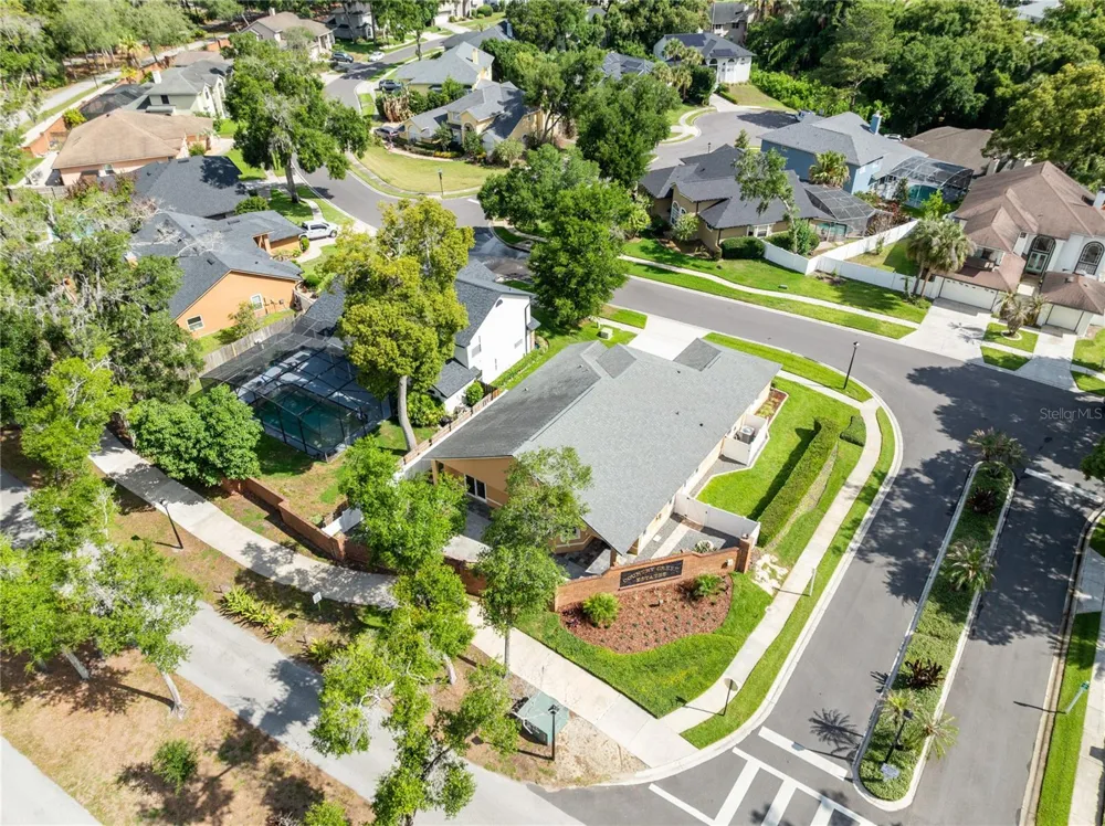683 OAK HOLLOW WAY Altamonte Springs, FL 32714