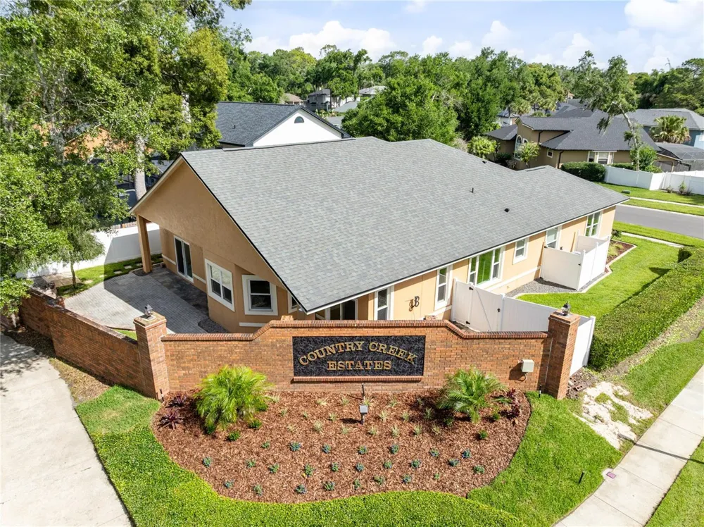 683 OAK HOLLOW WAY Altamonte Springs, FL 32714