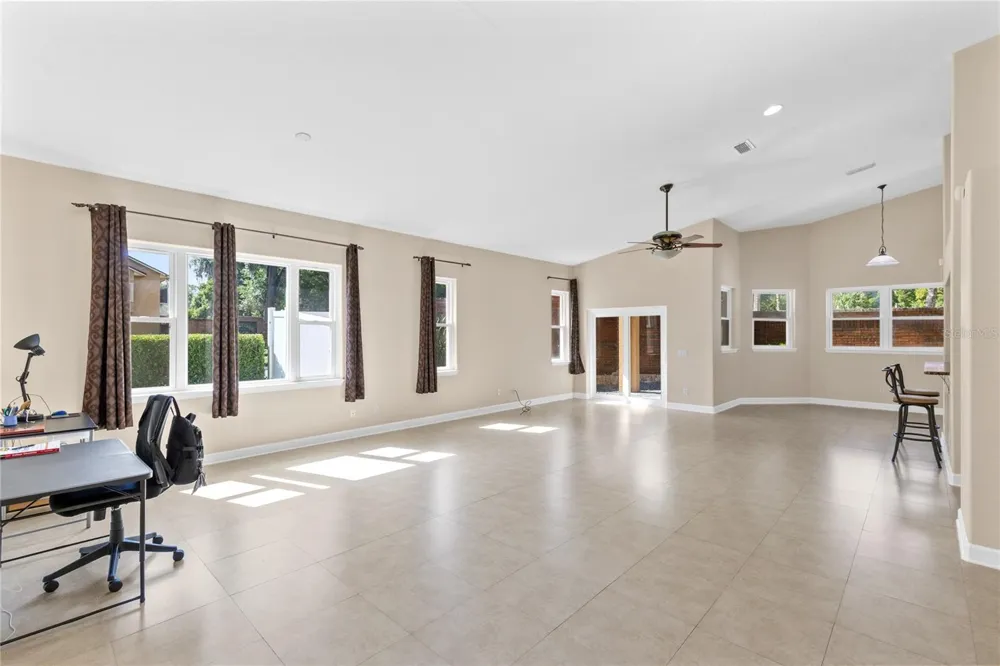 683 OAK HOLLOW WAY Altamonte Springs, FL 32714
