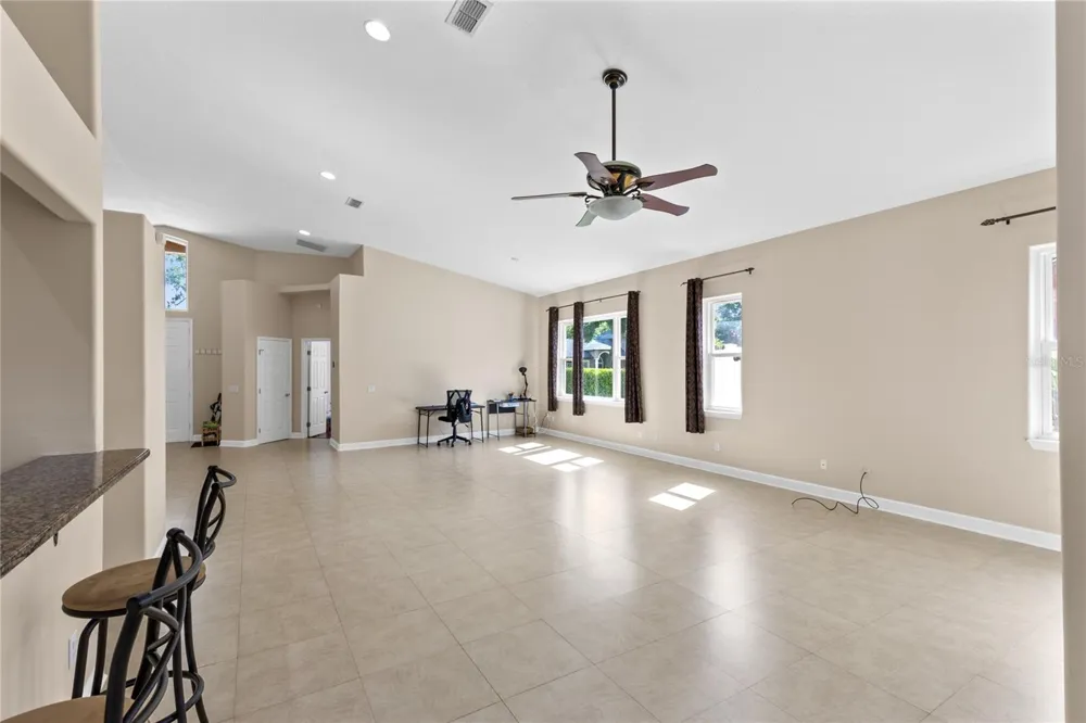 683 OAK HOLLOW WAY Altamonte Springs, FL 32714