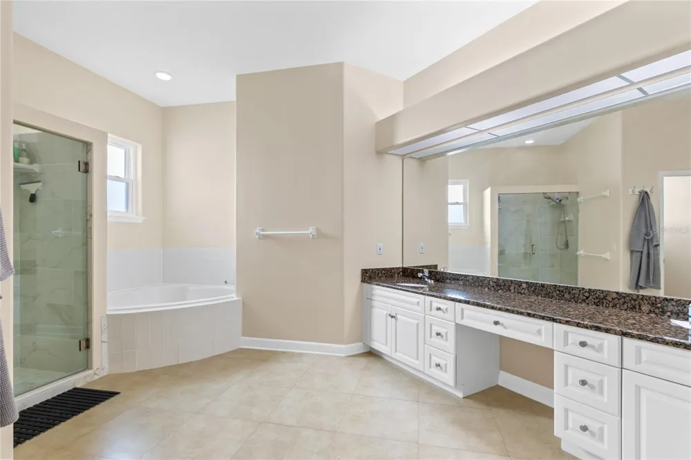 683 OAK HOLLOW WAY Altamonte Springs, FL 32714